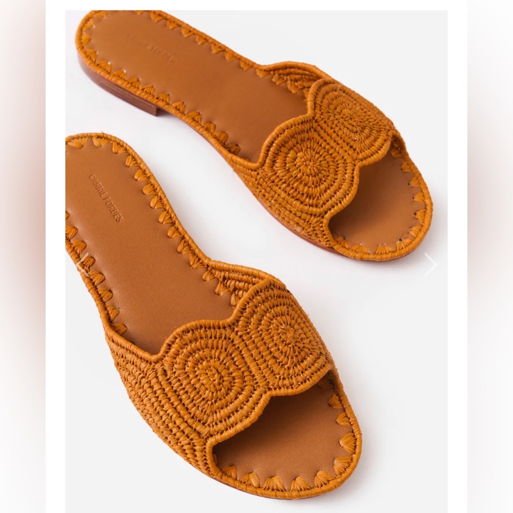 Carrie Forbes Naima Circle Raffia Slides Sandals in Cognac Tan Size 39